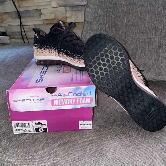 Only worn once, no stains or damage - Picture 2 of 3